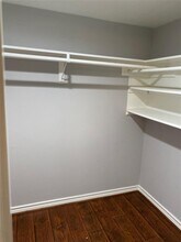 1622 Fall Valley Dr in Houston, TX - Foto de edificio - Building Photo