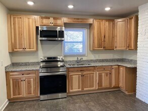 1125 N Main St in Randleman, NC - Building Photo - Building Photo