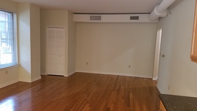 11 W 2nd St, Unit 376 in Bethlehem, PA - Building Photo - Building Photo