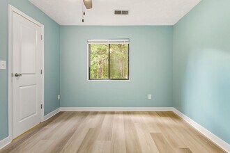 2104 Turtle Run Dr in Richmond, VA - Building Photo - Building Photo