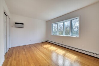620 The Greenway in East Marion, NY - Building Photo - Building Photo