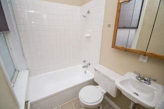 1230 Pearl in Denver, CO - Building Photo - Building Photo