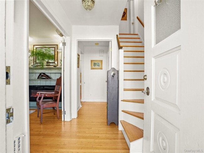 1035 Shore Acres Dr in Mamaroneck, NY - Building Photo - Building Photo