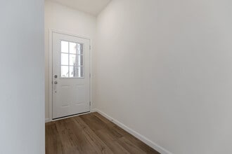 2283 Horseshoe Cir in Naperville, IL - Building Photo - Building Photo