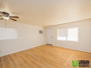 3531-3533 E Upriver Dr in Spokane, WA - Building Photo - Building Photo
