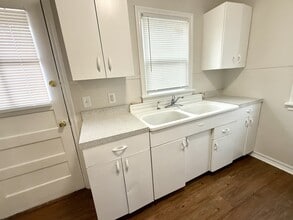 33 8th Ave NW in Ardmore, OK - Building Photo - Building Photo