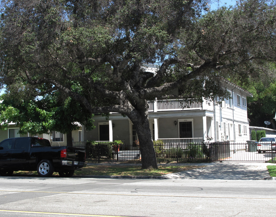 1109-1113 1/2 E. Orange G in Pasadena, CA - Building Photo