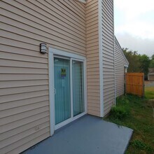 4025 Colonial Sun Dr in San Antonio, TX - Foto de edificio - Building Photo