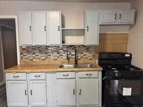 183 Bangor Dr in San Antonio, TX - Building Photo - Building Photo