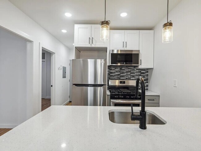 518 51st St in West New York, NJ - Building Photo - Building Photo