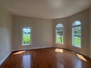 8420 Redtail Dr in Village Of Lakewood, IL - Building Photo - Building Photo