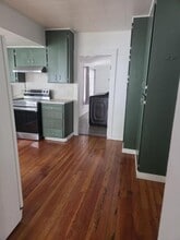 229 SW J St in Grants Pass, OR - Building Photo - Building Photo