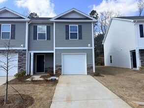 4137 Lurelin Ln in Charlotte, NC - Building Photo - Building Photo