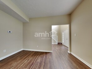 4871 Altair Ct in Greenwood, IN - Building Photo - Building Photo