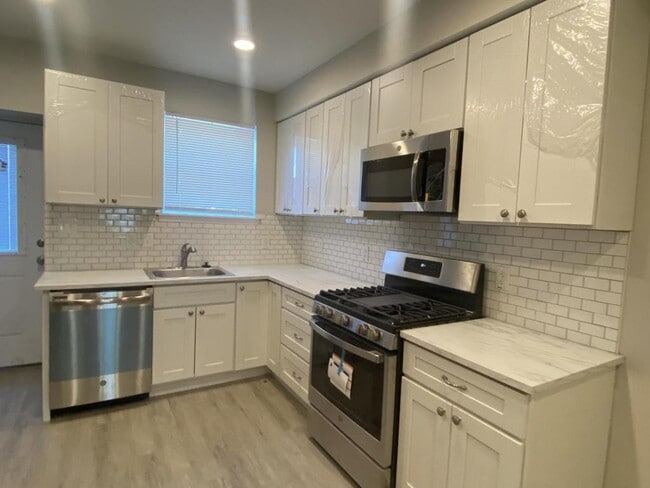 property at 3436 Leverton Ave