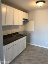 10 Highland St-Unit -Apt 2H in West Haven, CT - Building Photo - Building Photo