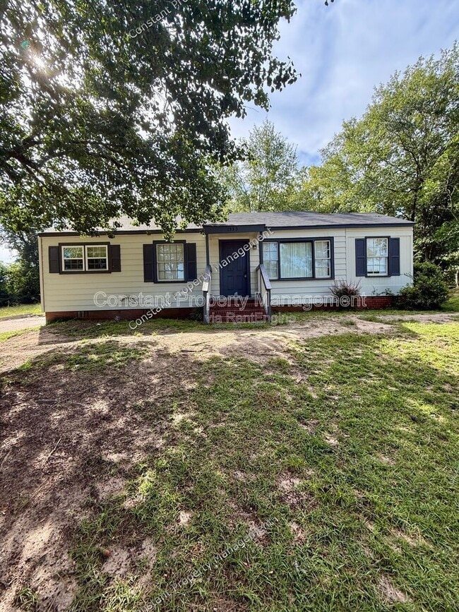 1533 Engle Dr