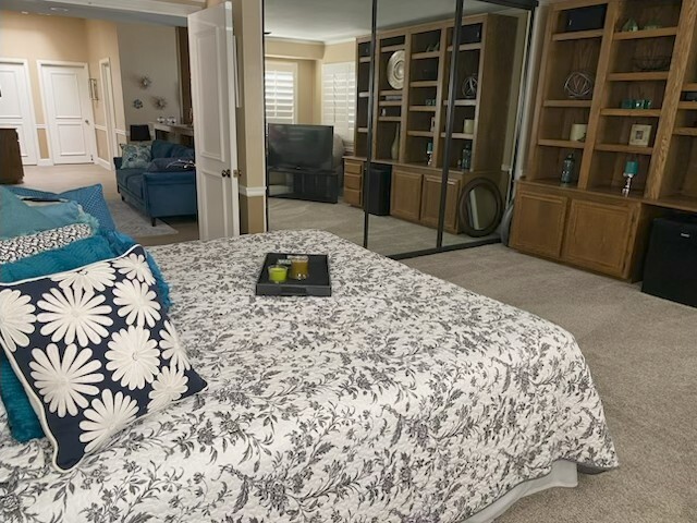 property at 1749 Hampshire Ct
