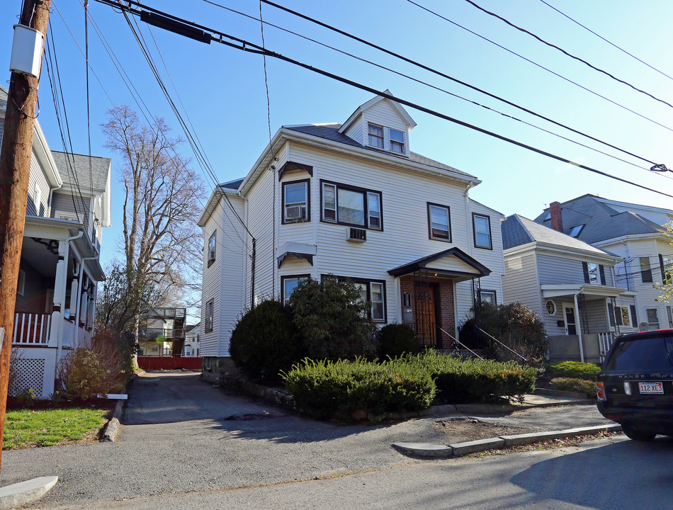 150 Brown St in Waltham, MA - Building Photo