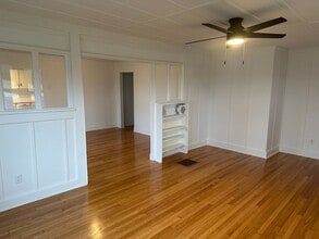 1934 State Hwy E in Marshfield, MO - Building Photo - Building Photo