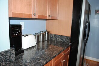 1615 Kenyon St NW Apt. 49, Unit #49 in Washington, DC - Foto de edificio - Building Photo