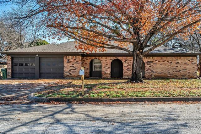 property at 6404 Simmons Rd