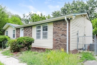 5232 Brigette Ln in Adamsville, AL - Building Photo - Building Photo