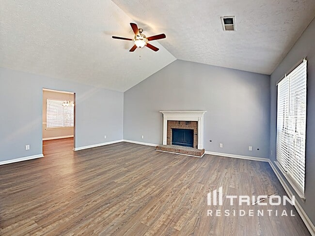 12234 Cypress Way in Fayetteville, GA - Foto de edificio - Building Photo