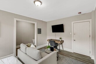 236 W Walnut Ln in Philadelphia, PA - Foto de edificio - Building Photo