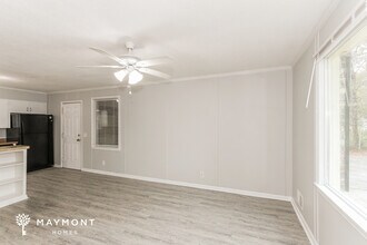 1745 Bywood Dr in Columbia, SC - Foto de edificio - Building Photo