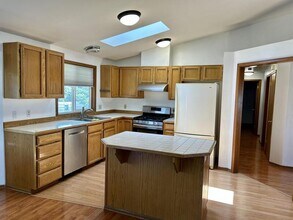 2060 Oxford Ct in Ferndale, WA - Building Photo - Building Photo