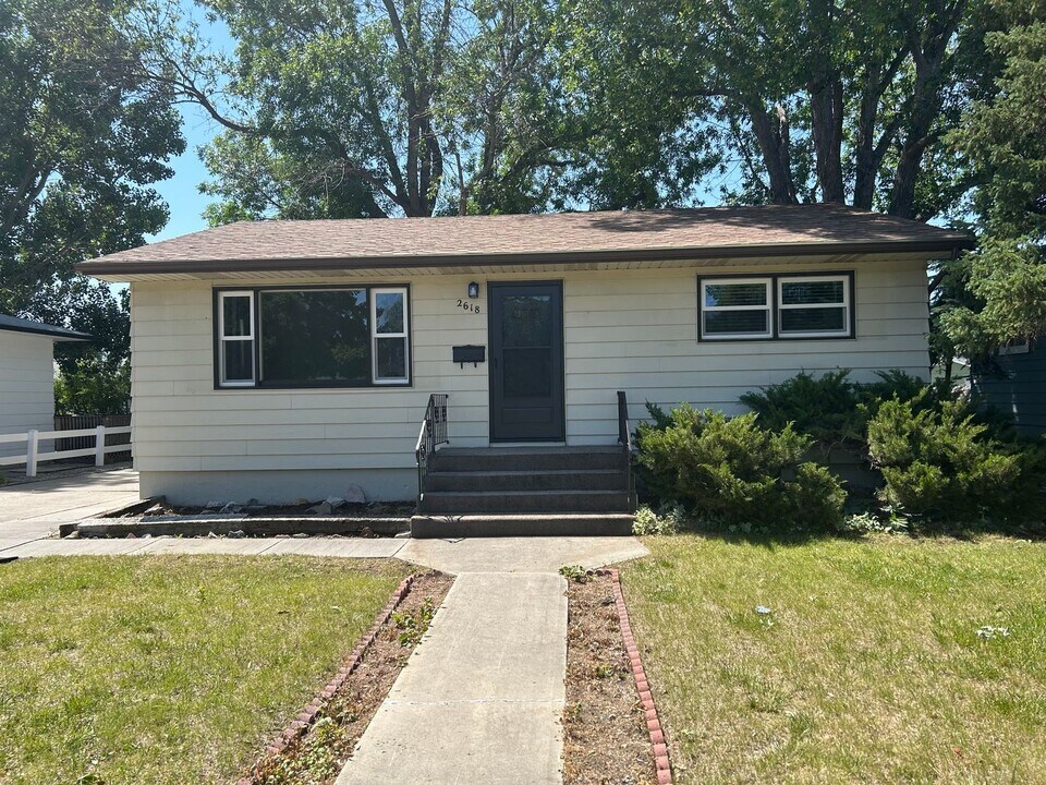 2618 Broadwater Ave in Billings, MT - Building Photo