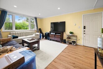 70 Jamaicaway in Boston, MA - Building Photo - Building Photo
