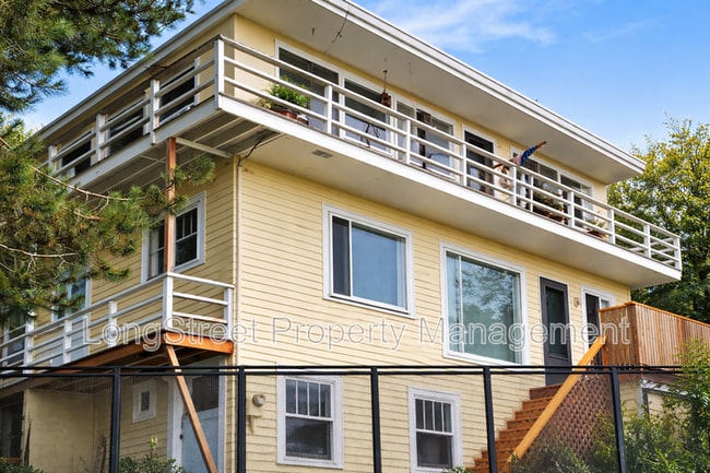 property at 801 SW Broadway Dr