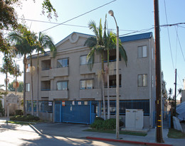 Parton Terrace Apartments in Santa Ana, CA - Foto de edificio - Building Photo