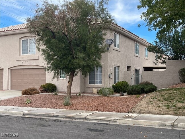 502 Quail Bird Pl in Henderson, NV - Building Photo - Building Photo