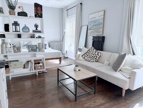 2303 N Milwaukee Ave in Chicago, IL - Building Photo - Building Photo