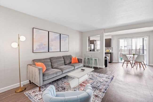 2215 Town Lake Cir, Unit ID1462800P in Austin, TX - Building Photo - Building Photo