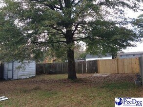 1709 Pineland Ave in Florence, SC - Building Photo - Building Photo