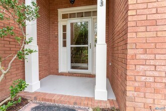 3187 Mallard Point Dr SE in Owens Cross Roads, AL - Building Photo - Building Photo