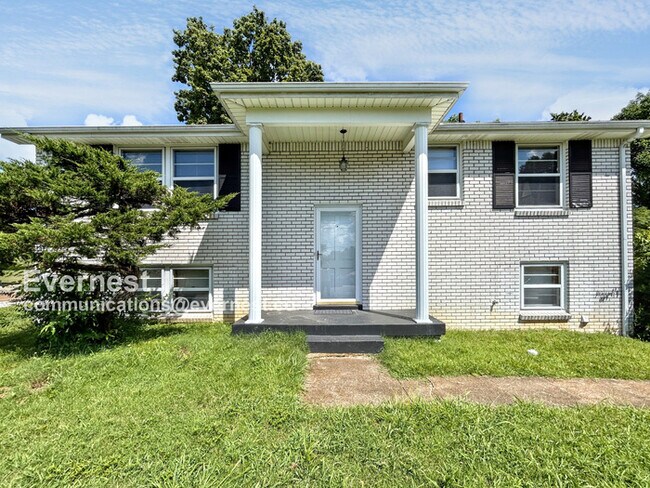 property at 4718 Richards Ct