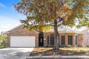 1530 Fairfield Dr in Forney, TX - Building Photo