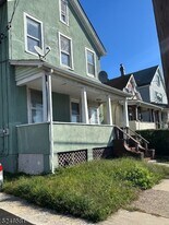 20 Randolph St in Carteret, NJ - Building Photo