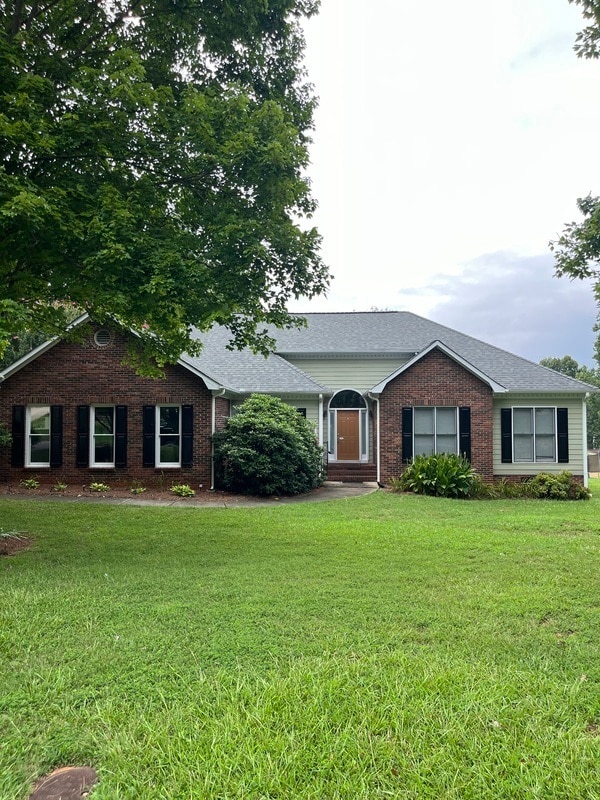 property at 2234 Londonderry Dr
