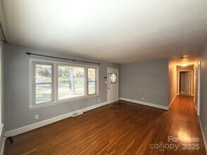 1969 Margate Ave in Charlotte, NC - Building Photo - Building Photo