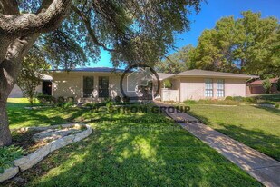 6452 Waverly Way in Fort Worth, TX - Building Photo