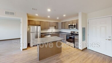 5 5th St in Nashua, NH - Foto de edificio - Building Photo