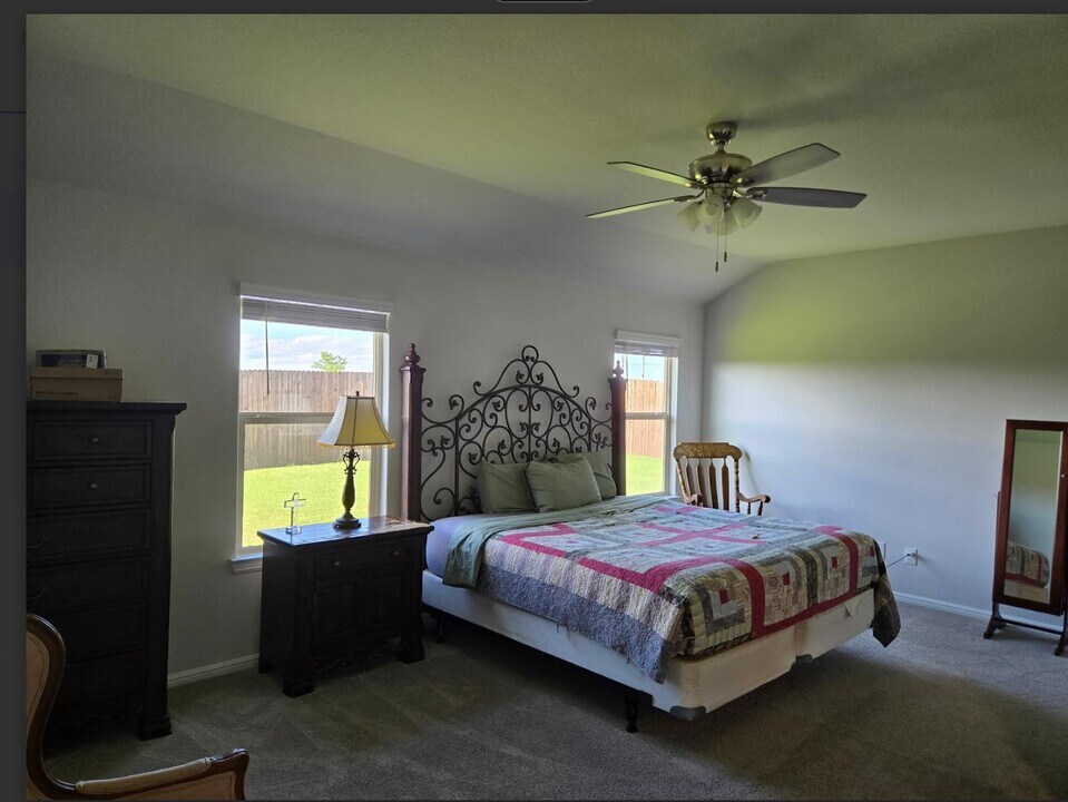 3804 Northwater Trl in Lantana, TX - Building Photo