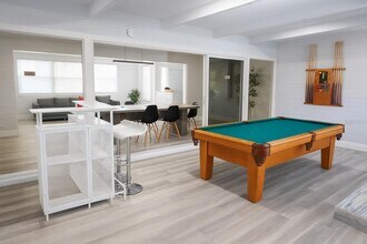 2326 S Peninsula Dr in Daytona Beach, FL - Building Photo - Building Photo