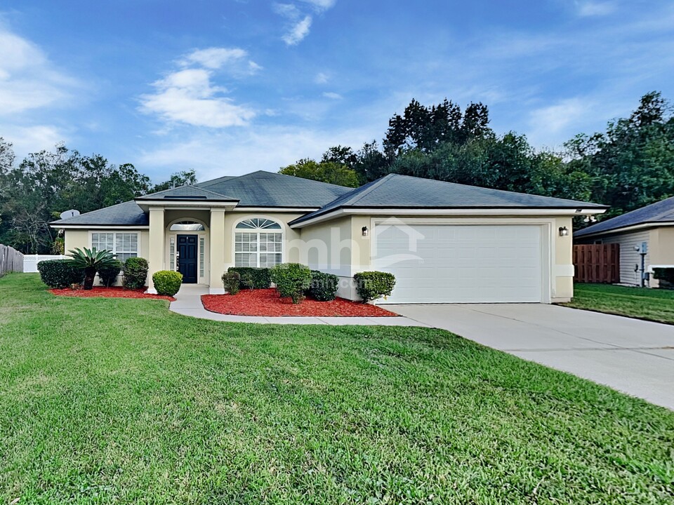 6653 Southern Oaks Dr in Jacksonville, FL - Building Photo